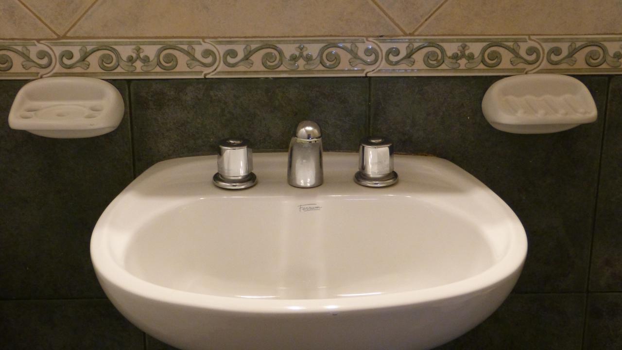 Hotel El Descanso Junín Eksteriør billede